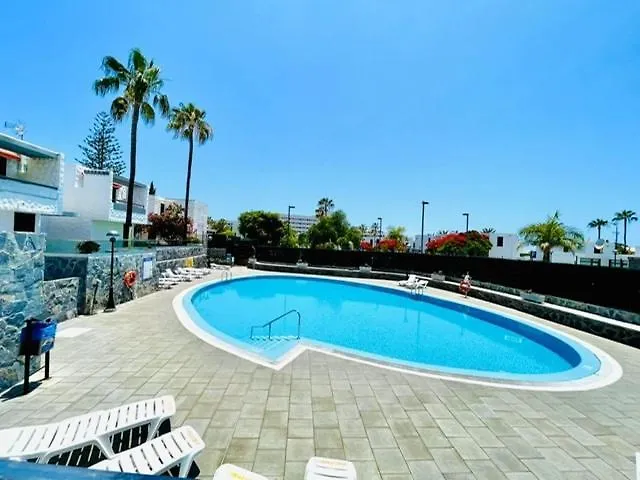 Waves And Relax In Apartamerica Apartamento